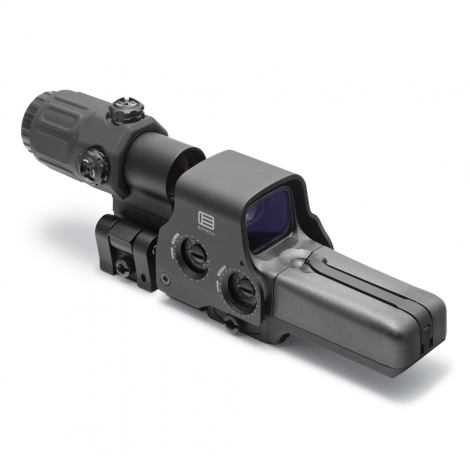 ブースターを付けた EOTech のホロサイト(黒)