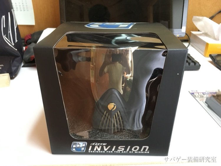 管理人のDye i4(箱に入った状態)