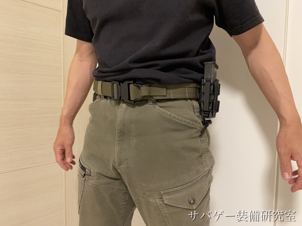 TAILOR JAPAN デューティーベルトを装着して正面から見た状態