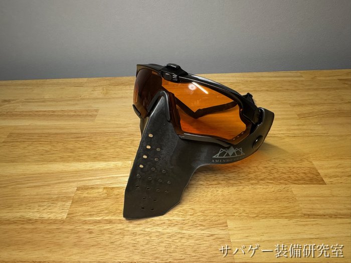 クロスボウにS.A.S FACE GUARD Gen.2を付けて横から