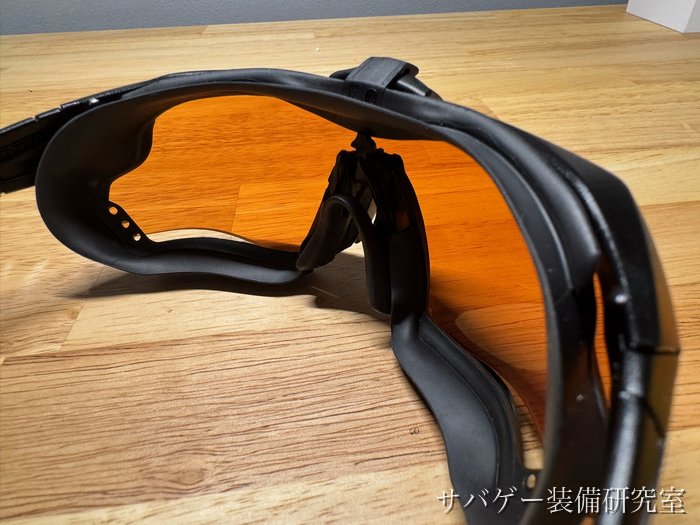 ガスケットの内側に収まったノーズクリップ ハイ