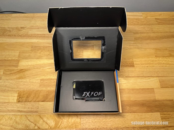 EXFOG XTの化粧箱を開けたところ