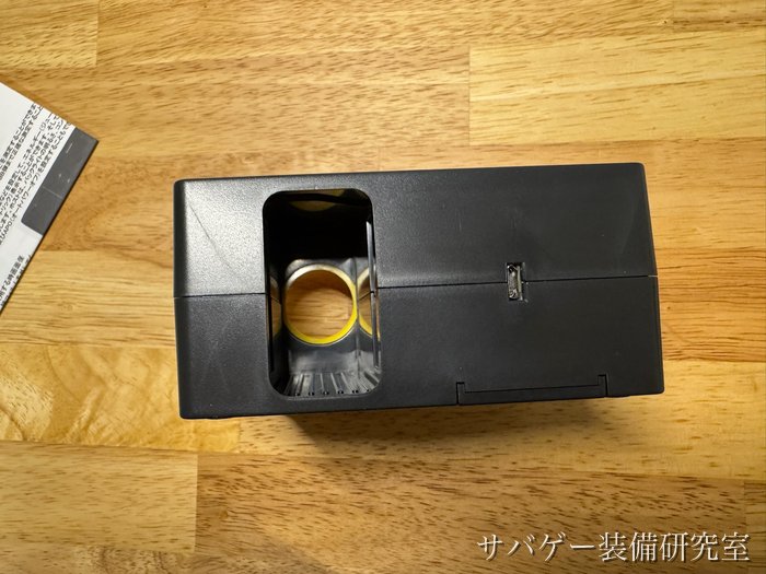 管理人のXCORTECH X3200 MK3 弾速計の背面(USB端子)